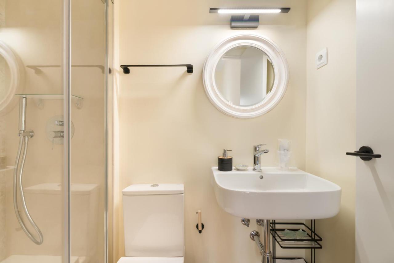 Hostal Evoke Madrid Kültér fotó