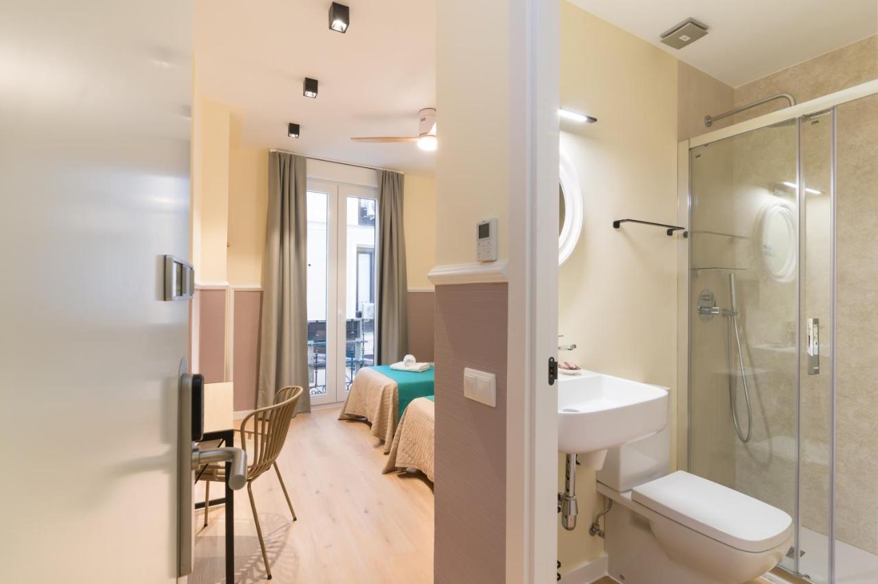 Hostal Evoke Madrid Kültér fotó