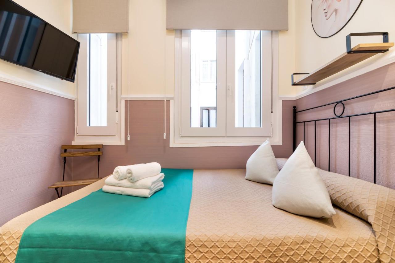 Hostal Evoke Madrid Kültér fotó