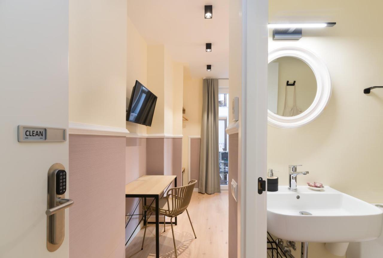 Hostal Evoke Madrid Kültér fotó