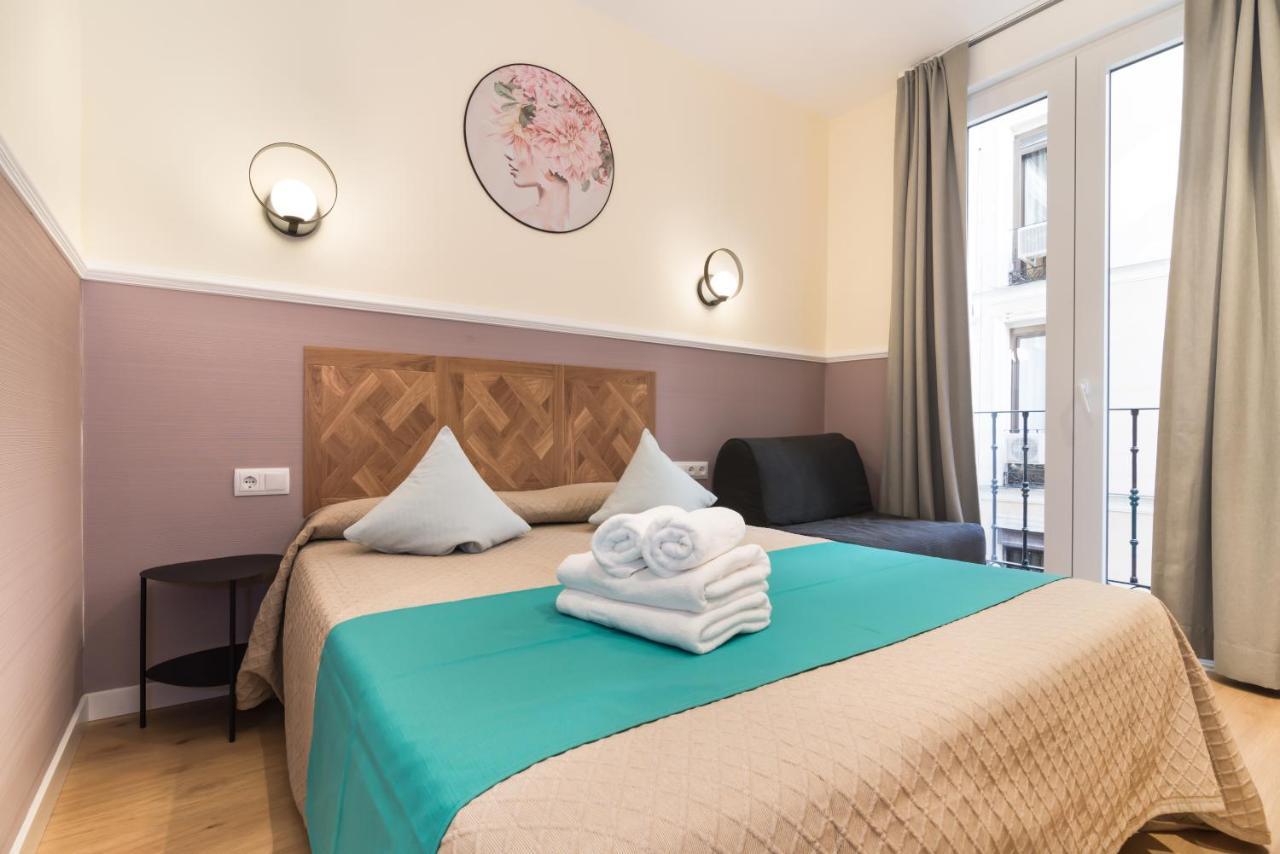 Hostal Evoke Madrid Kültér fotó